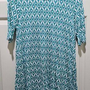 Chico's Teal and White Geometric Short Sleeve Tee